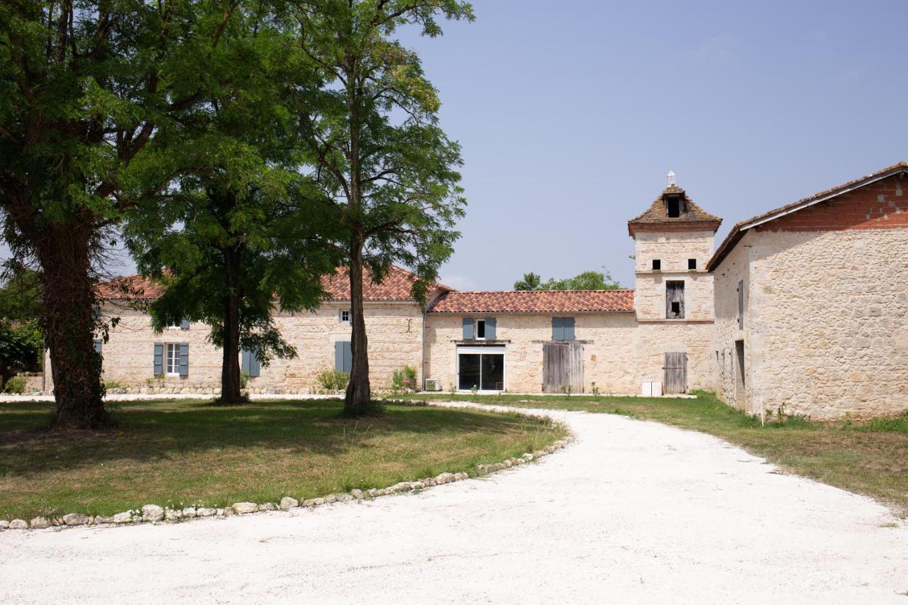 Le Clos Saint-Jean - Chambre D'Hote Lucky Bagian luar foto