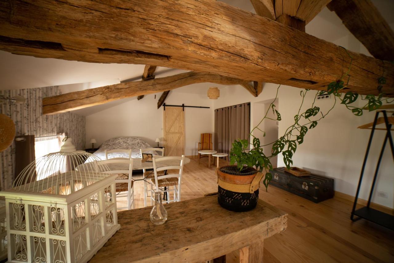 Le Clos Saint-Jean - Chambre D'Hote Lucky Bagian luar foto